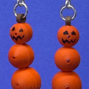 Quilled 3 stacked smiling pumpkins