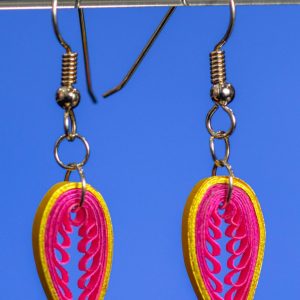 These small pink and yellow earrings are made with 1/8″ pink acid free paper that has pink gilding on one edge and 1/8″ yellow paper with yellow gilding on one edge.